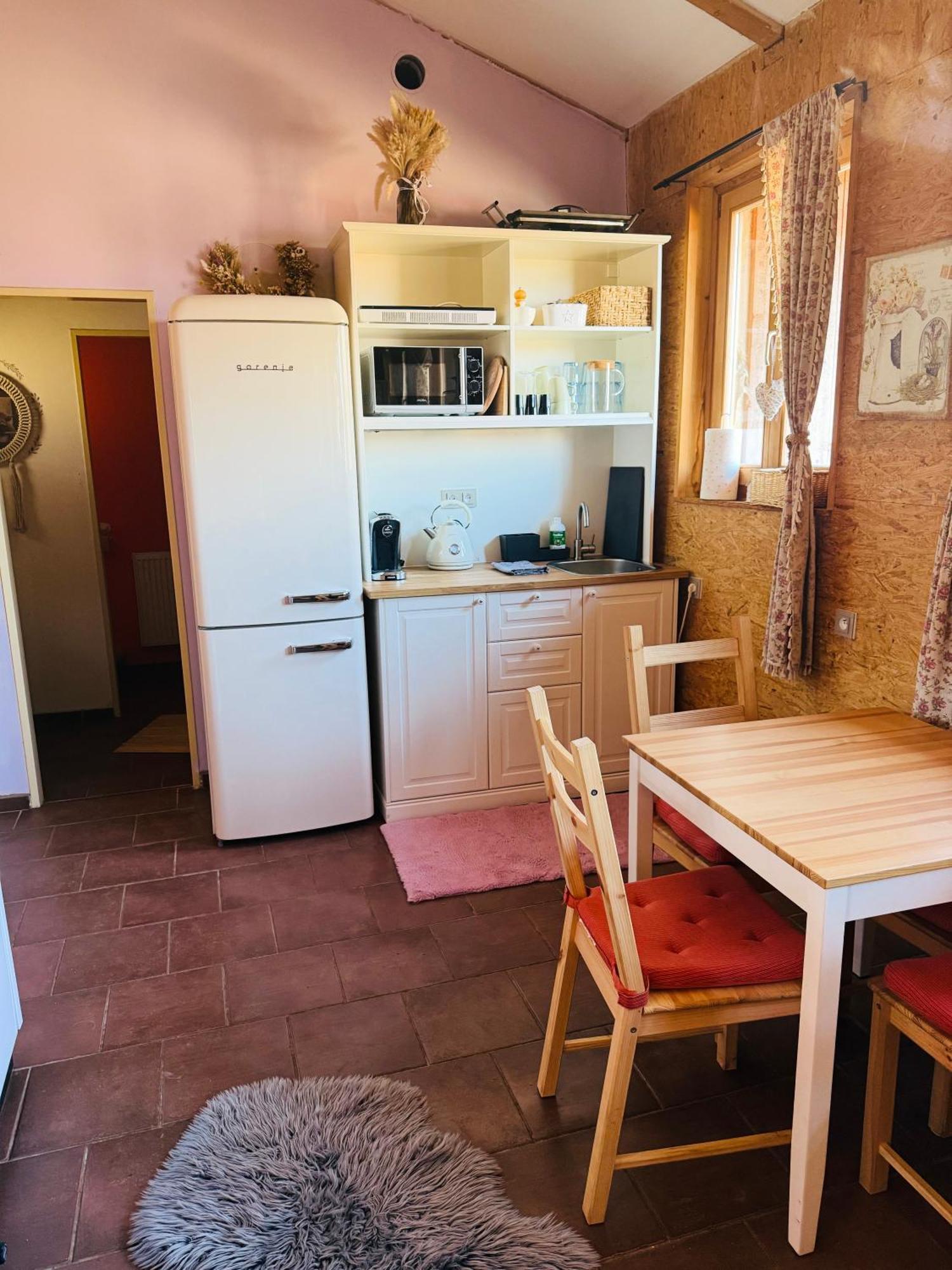 Apartman Na Ranci Pod Lovosem Velemin エクステリア 写真